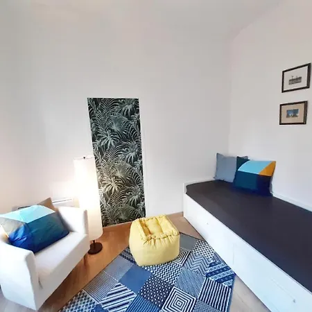 Apartment Aviator *