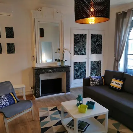Aviator Apartment