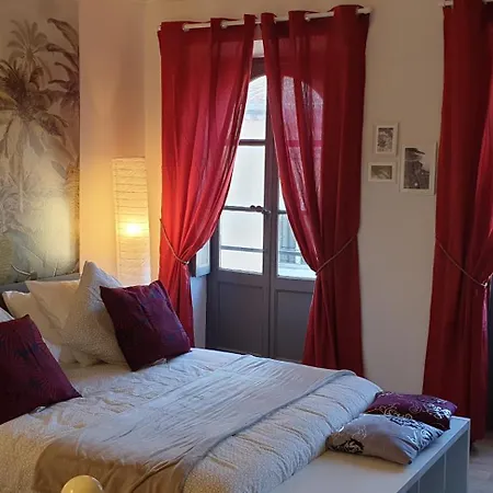 Aviator Apartment *